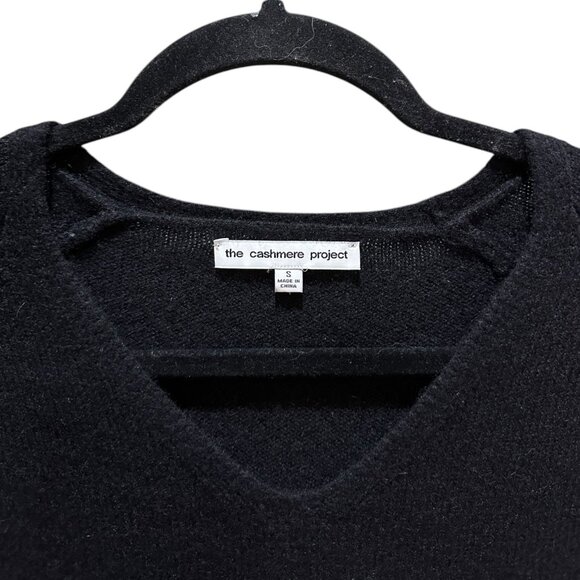 The Cashmere Project Black V-Neck Cashmere Sweater Women's - Picture 2 of 4